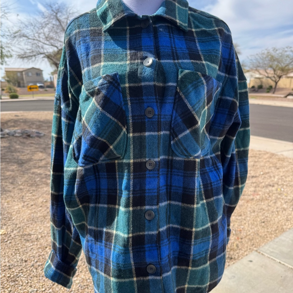 Zara Blue and Green Plaid Button-Up Shirt